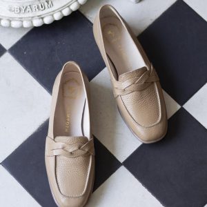 Lisa lettiloafer beige
